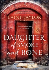 Daughter of Smoke & Bone (Daughter of Smoke & Bone, #1)