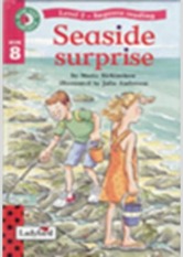 Seaside Surprise (Read With Ladybird S.)